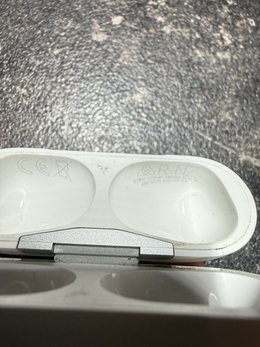 Airpods Pro 2 - Magsafe charging case