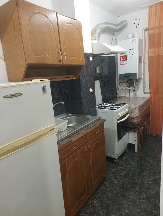 Ofer spre inchiriere apartament 2 camere mobilat și utilat