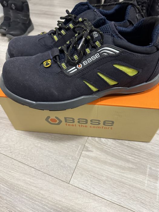 Pantofi de protectie Base Protection model B0647 standard S1P ESD SRC