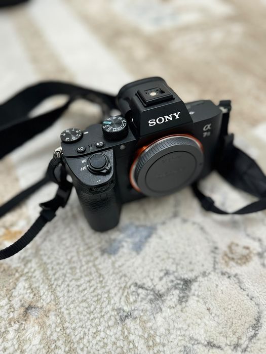 Проф камера SONY a7 III пакаления