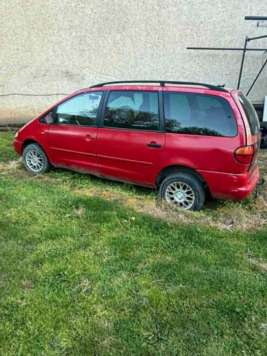VW шаран 1.9тди 110к.с.за части,цял.