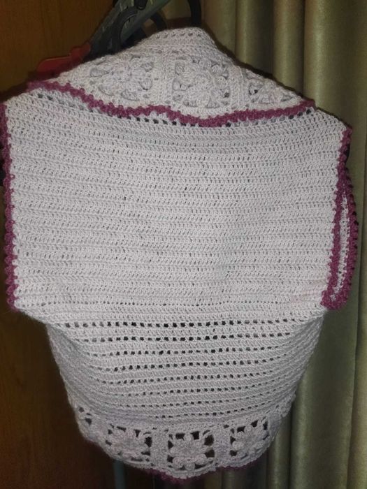 Bolero/vesta fete 11-12 ani, crosetat manual - lana alpaca