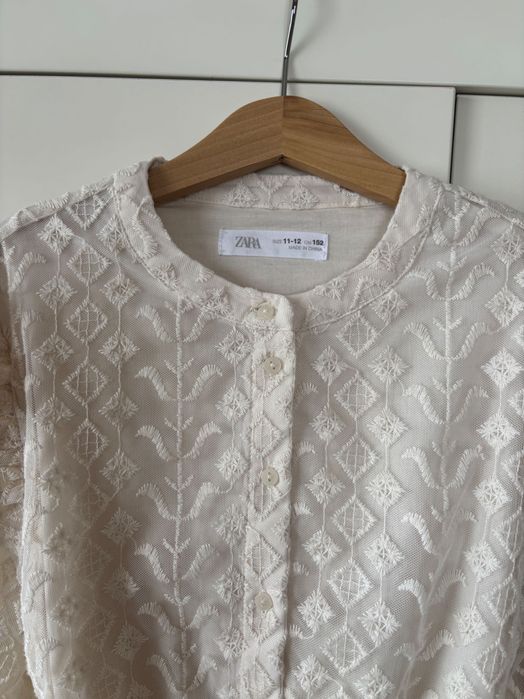 Детска дантелена рокля Zara