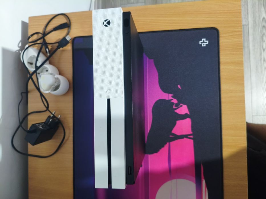 Xbox one s , folosit