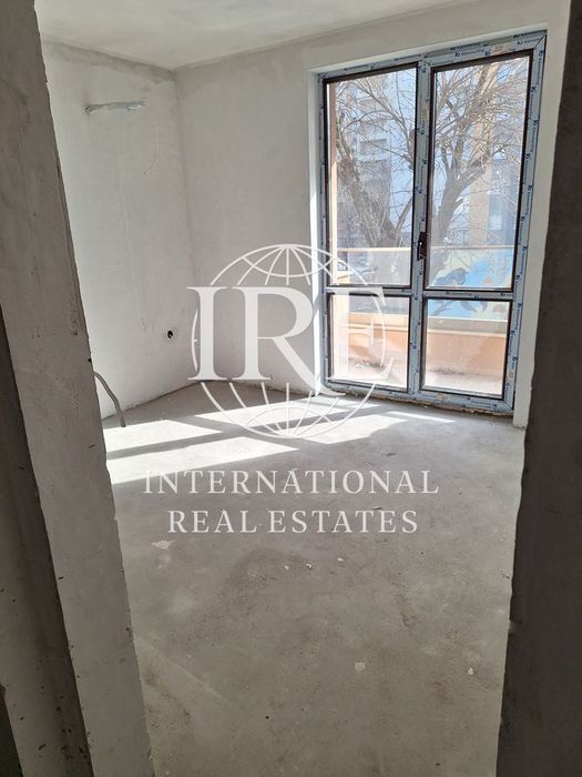 Продава се Тристаен апартамент в Варна, Лятно кино Тракия - 78 кв.м за 1341 €/кв.м - Снимка #6