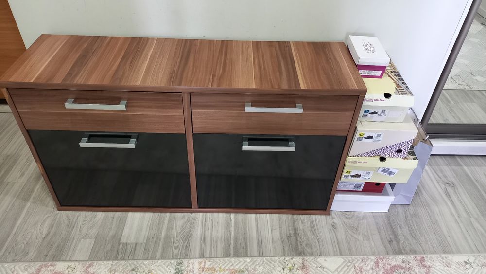 Обувница (шкафчик для обуви)