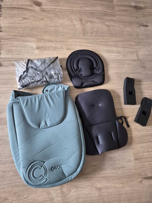 Carucior 2 in 1 Cavoe Moi Plus - Boho Green cu landou, geanta si adaptoare pentru scoică cybex