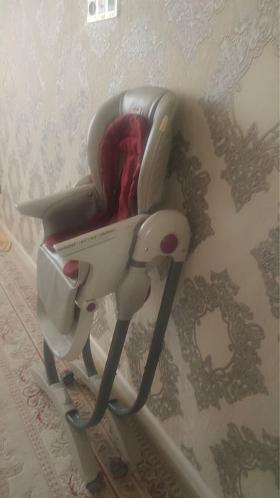 Детский кормящий стол.