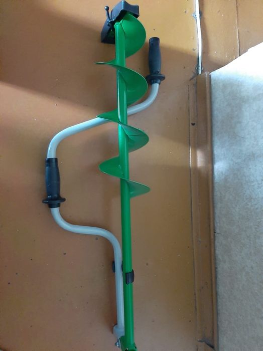 Бур для рыбалки.