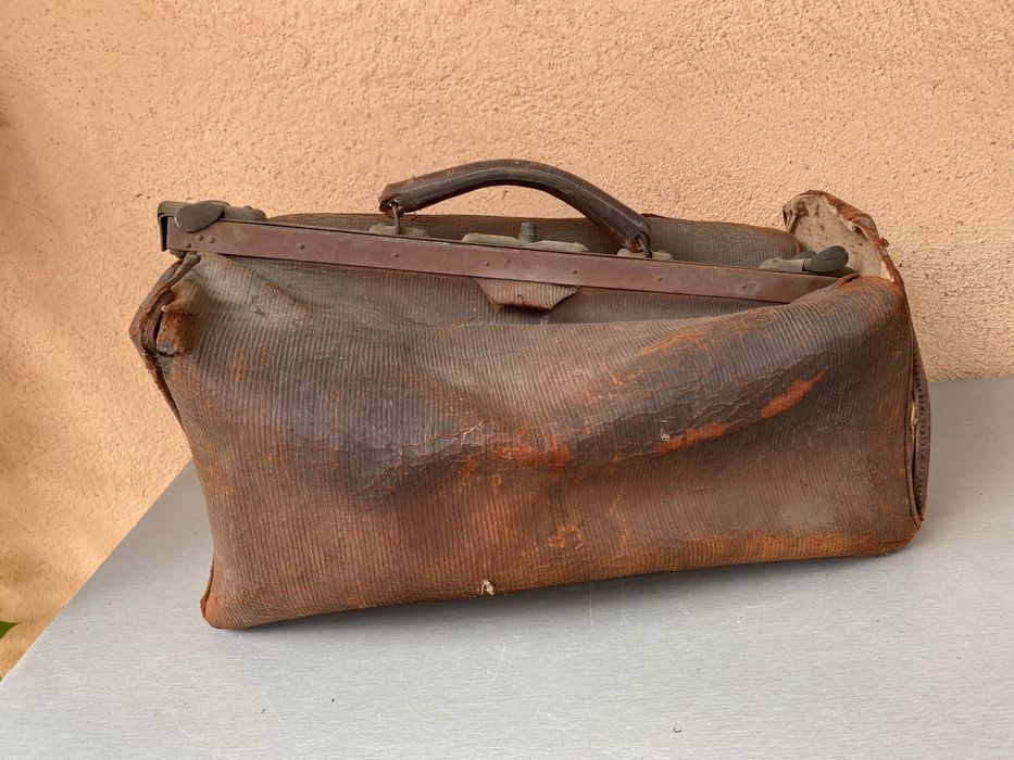 Докторска чанта от естествена кожа