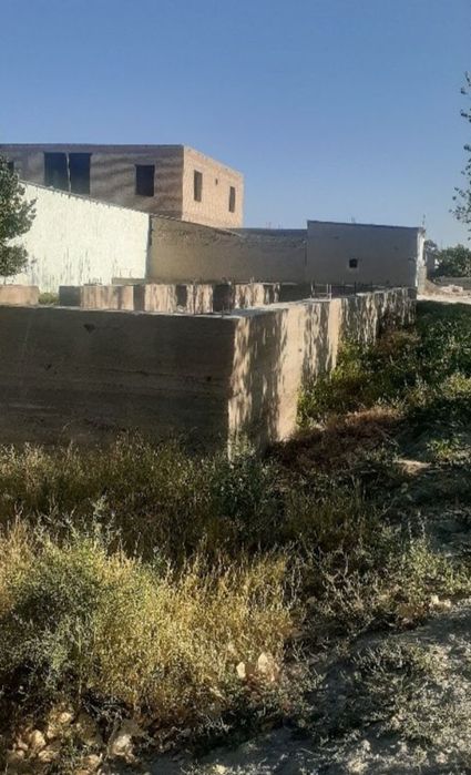 Qurilishi tugallanmagan bino yer uchastkasi