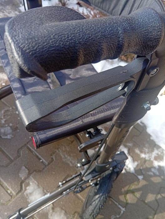 Cadru de mers pliabil,