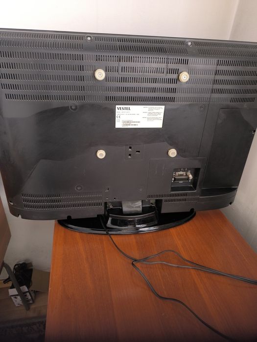 Срочно продам телевизор