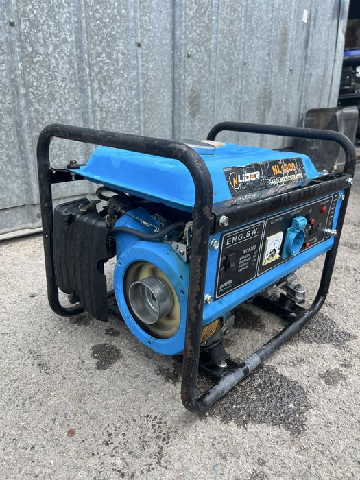 Бензиновый генератор 1.2kw