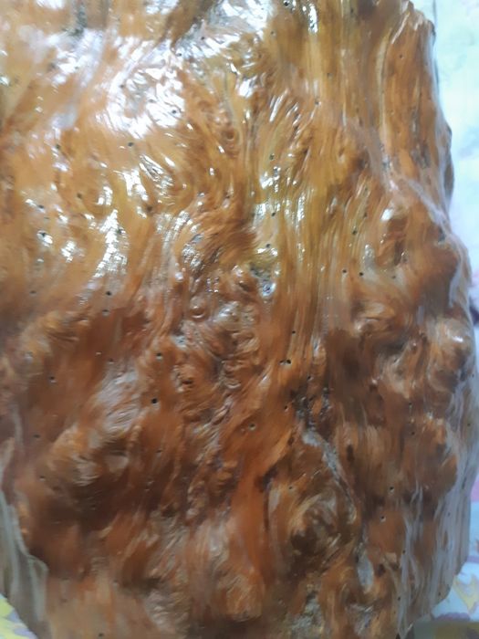 Кашпо из карельской березы