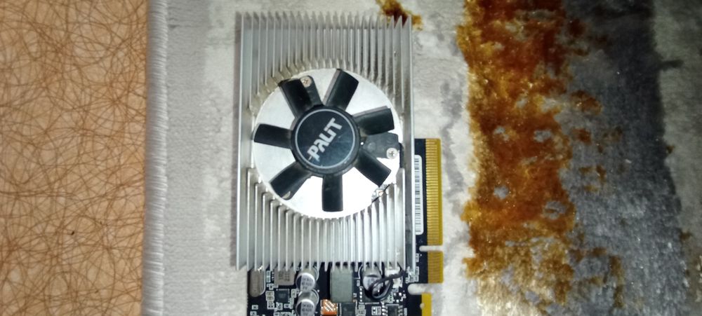 Видеокарта Nvidia geforge gt1030 2gb