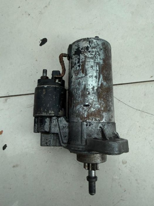 Продам стартер гольф 3-2,венто в хорошем состоянии