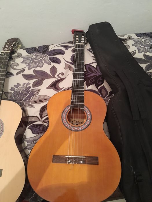 Гитара классики продам