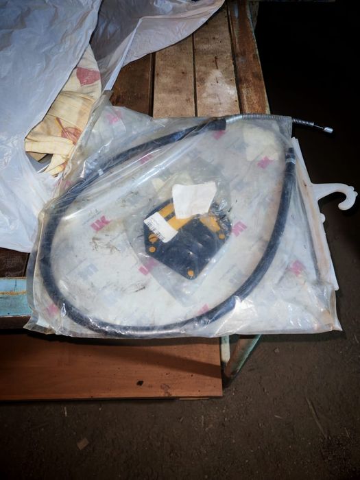 Тросик, стояночный тормоз