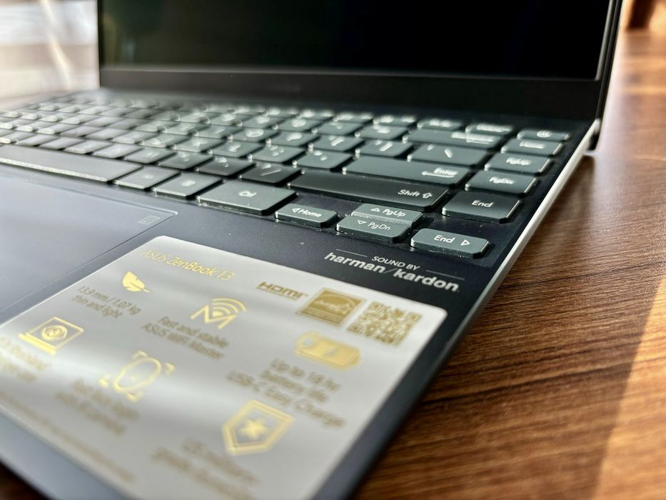 Laptop Asus Zenbook 13 OLED
