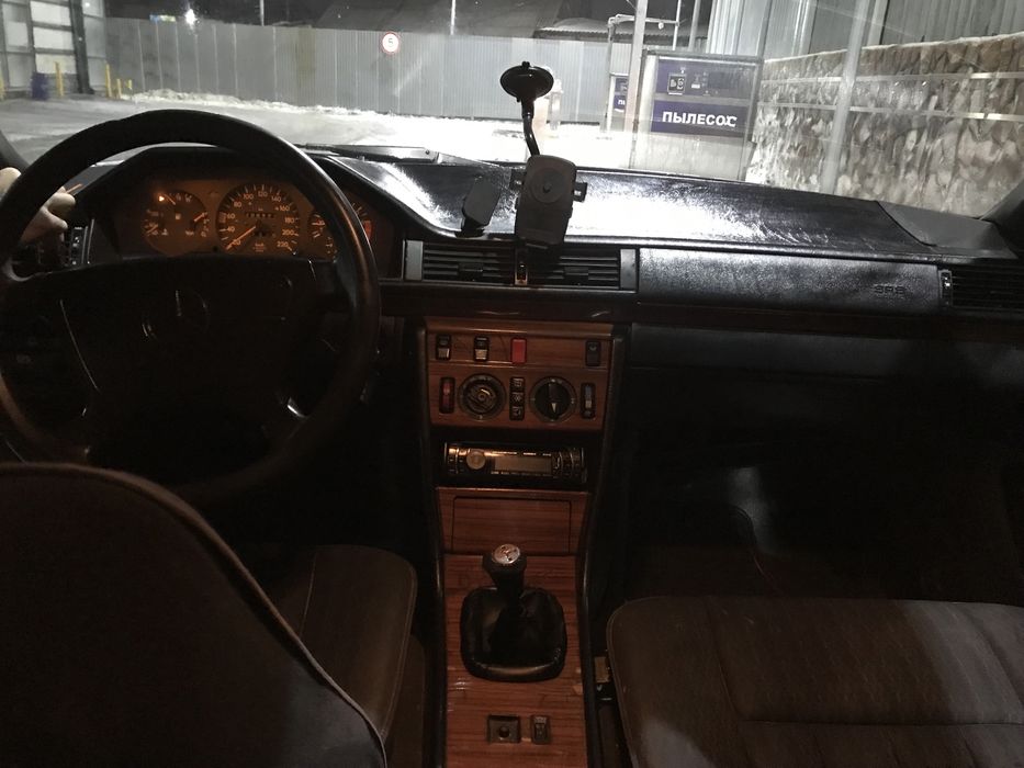 Продам мерседес 230е