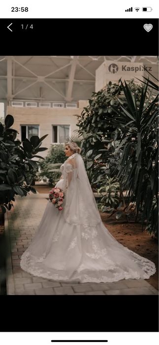 Свадебное платье