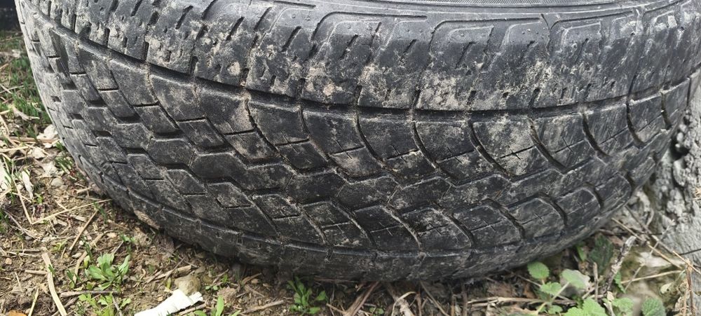 Продается комплект колес