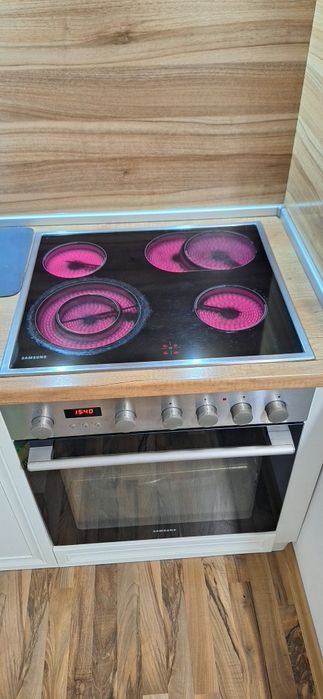 Фурна за вграждане+плот