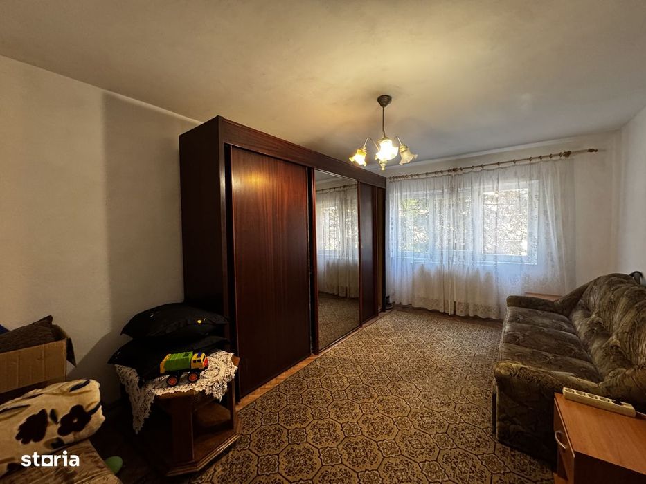Apartament decomandat cu 2 camere, zona Simion Barnutiu