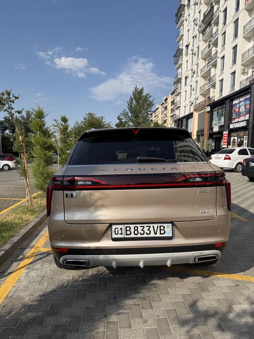 Nissan venucia star sotiladi