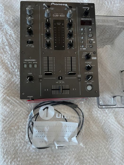 Pioneer DJM - 400 , като нов