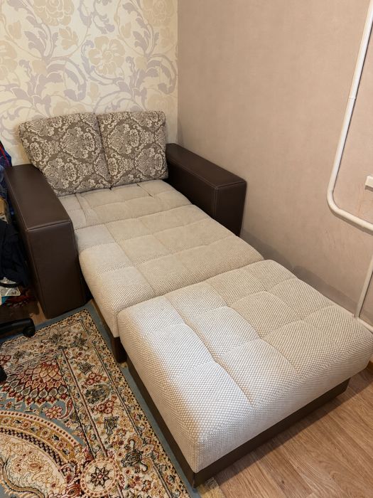 ПРОДАМ диван с креслом и пуфик