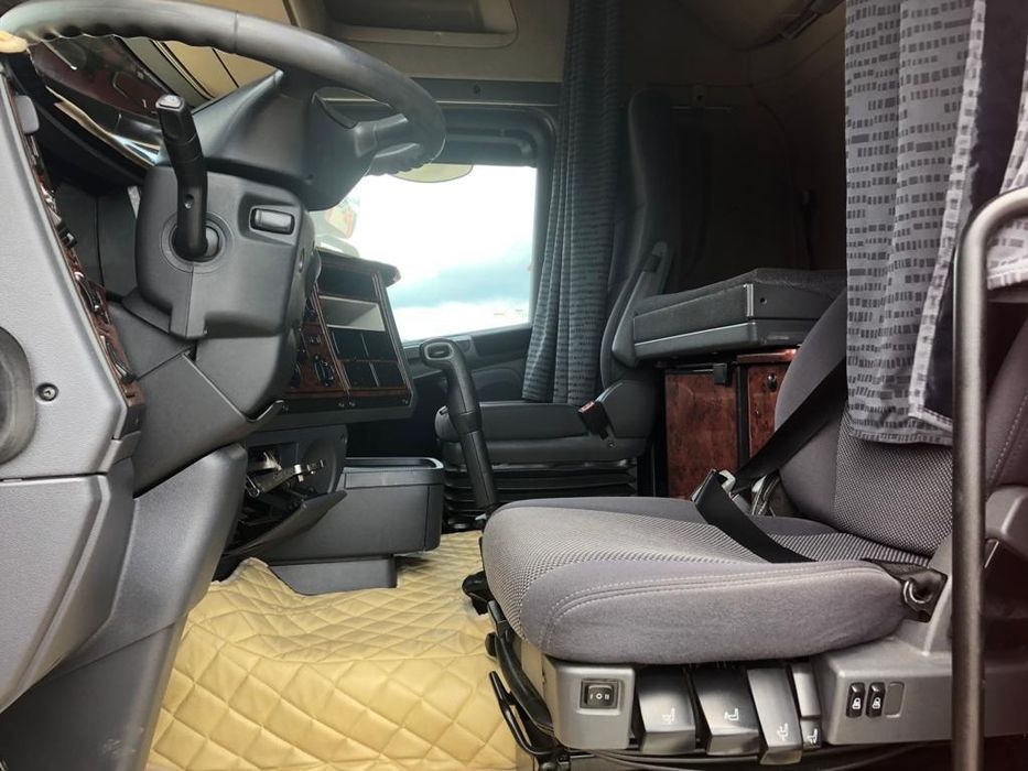 Scania 8X4 convertizor 250 tone