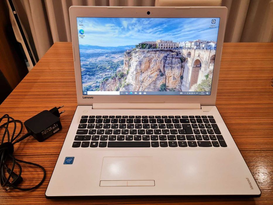 Lenovo IdeaPad – SSD 238 GB, RAM 8 GB, Intel Celeron N3350