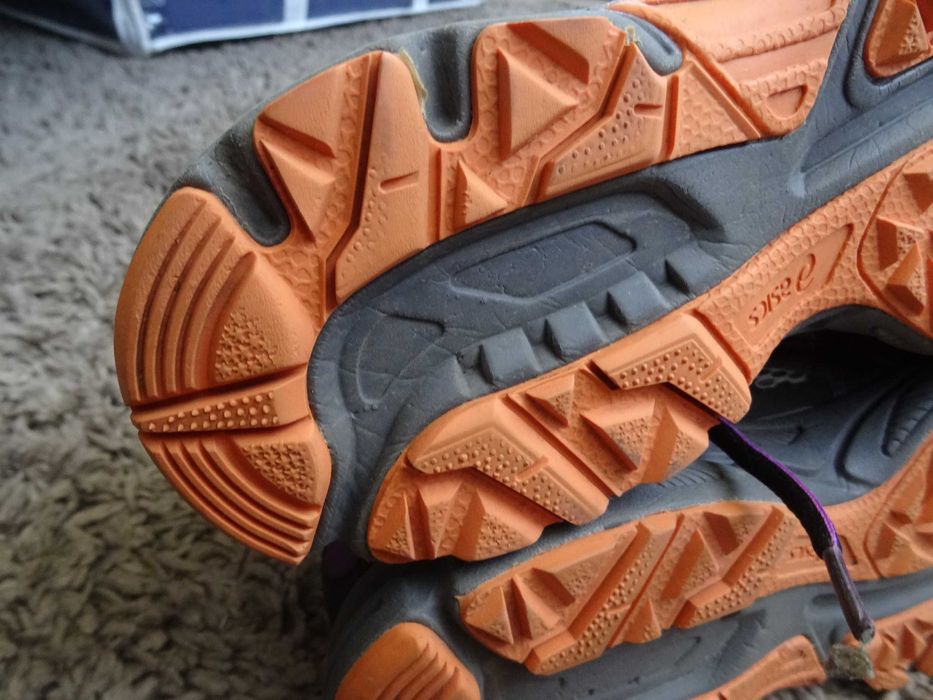 asics 39.5 gel trail tambora 4