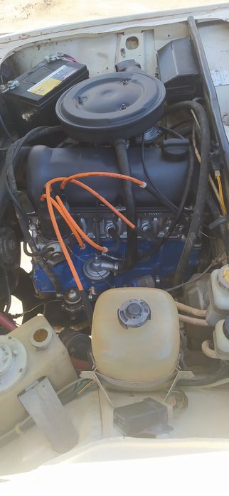 Vaz 2107. Srochna sotiladi 2000 yil radnoy kraska