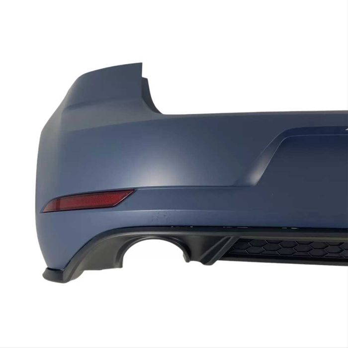 Bara spate Golf 7 GTI design 7.5 facelift