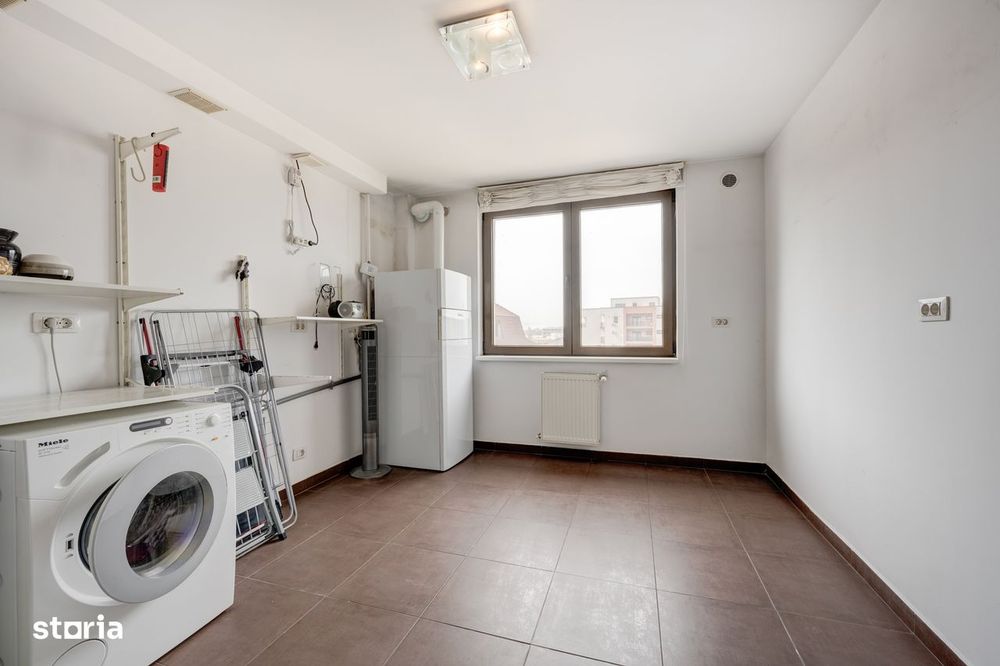 Apartament de  6 camere, 250 mp – 2 parcari- Sisești-Comision 0%
