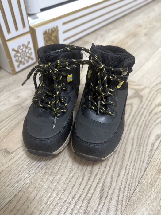 Продам детскую обувь. Р 27