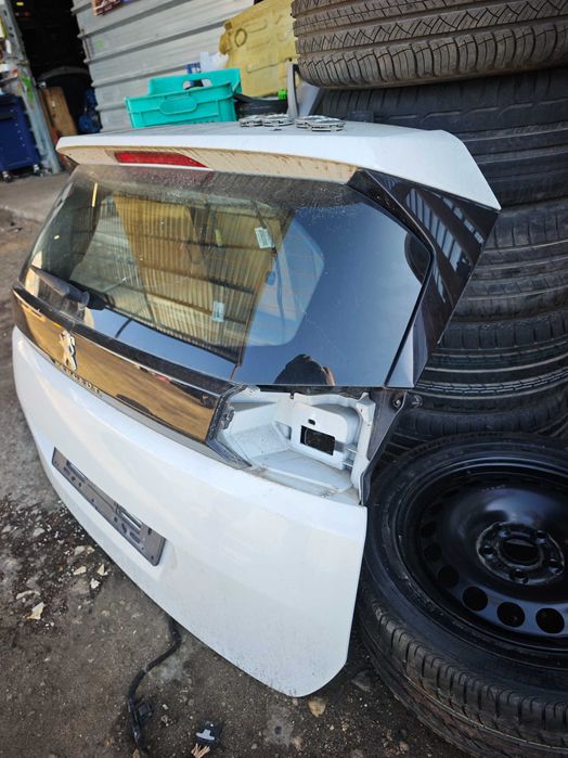Заден капак необорудван Peugeot ll 5008 багажник врата
