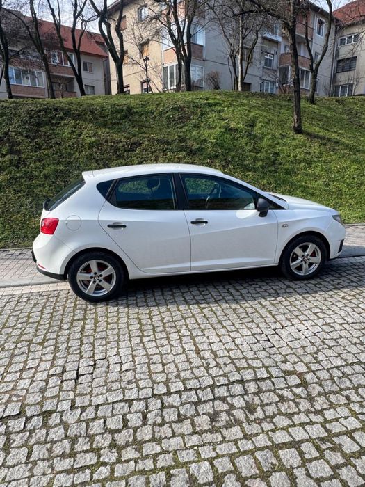 Seat  Ibiza  1.2  benzina  2012