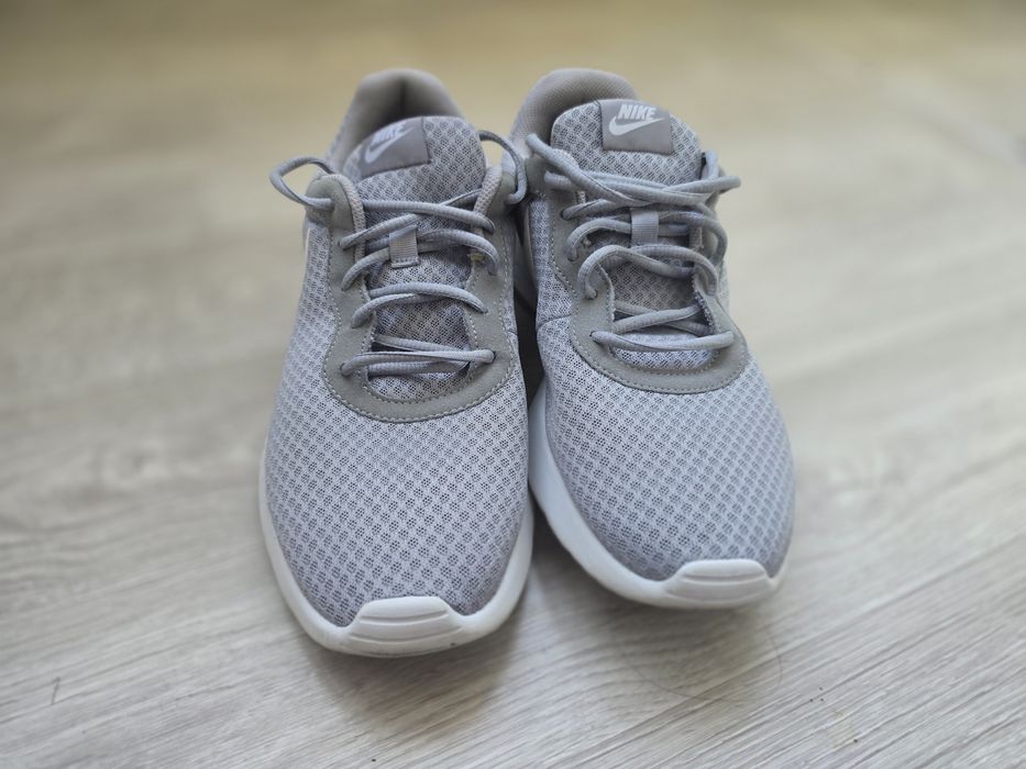 Кроссовки Nike TANJUN
