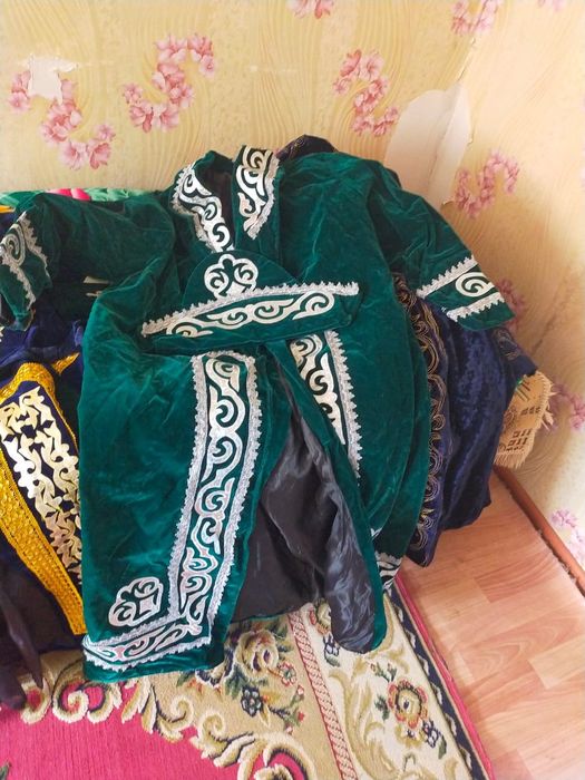 Продам мужские шапаны