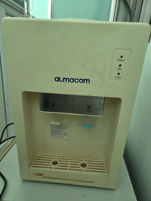 Продам диспенсер