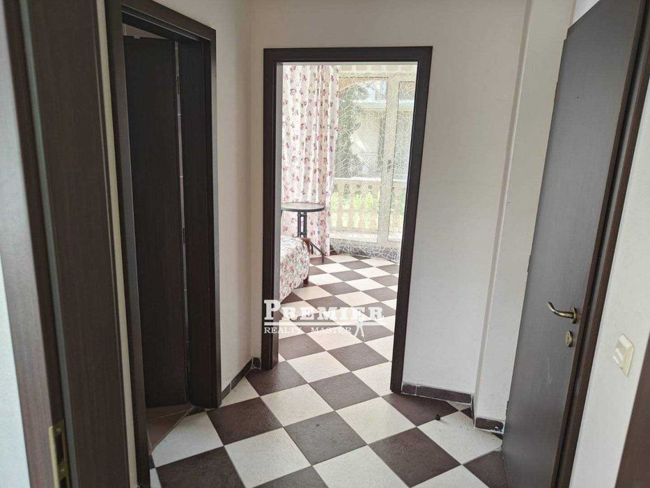 Продава се Двустаен апартамент в Созопол - 65 кв.м за 1485 €/кв.м - Снимка #5