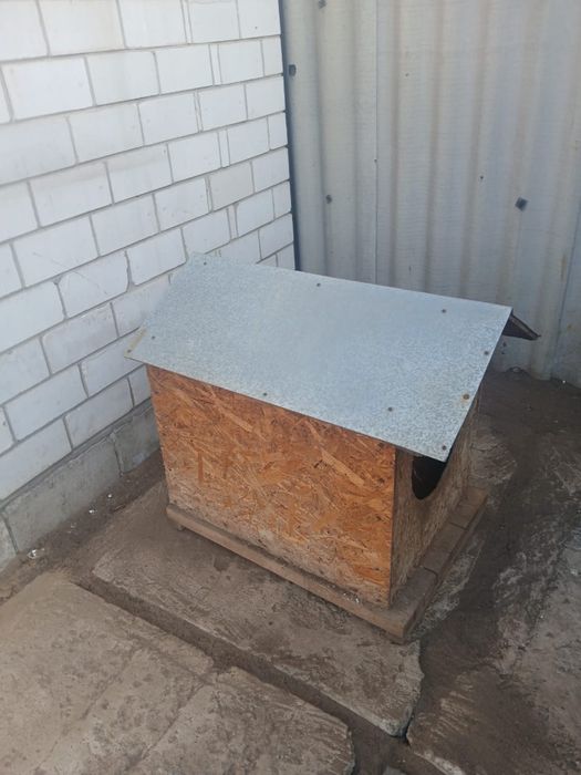 Продам будку конура для собаки