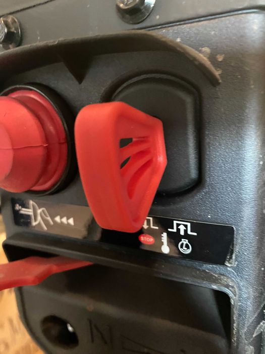 076902	Снегорин бензинов 5.2kW 71сm 5+2 ск. 2LED RD-GST04