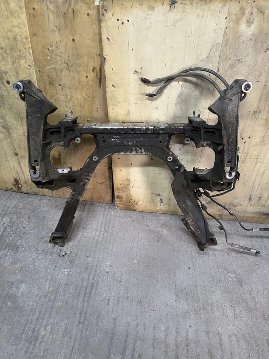 Передняя балка bmw E65 E66