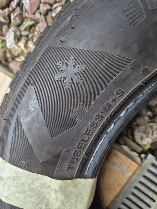 Vând cauciucuri 215/65/16 M+S set complet //dot 2022// imp Germania