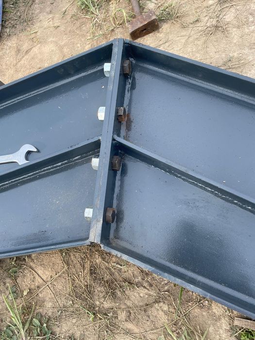 Vand structura metalica pentru hala de 10X20X4, confectionata din urmă